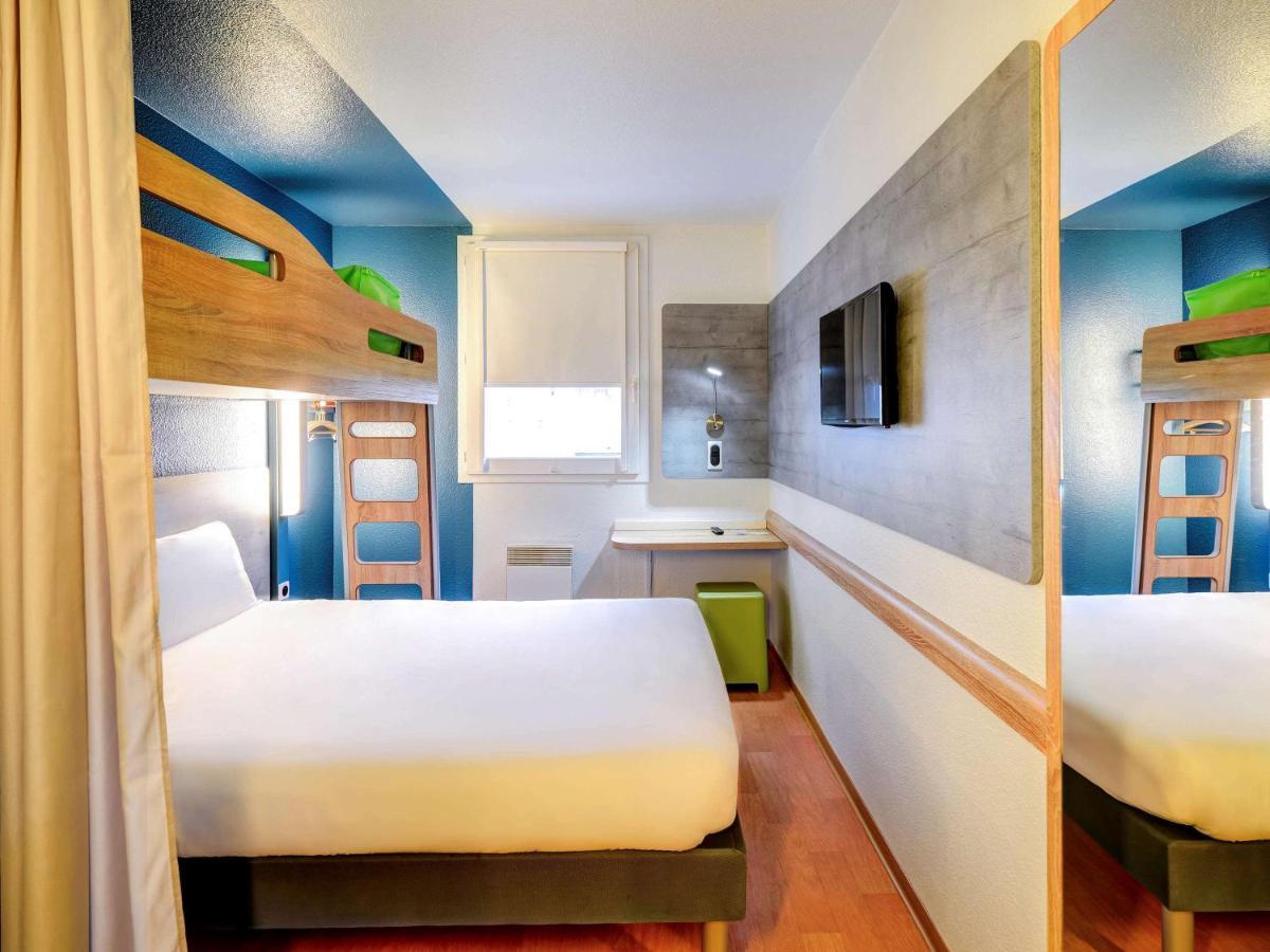 Ibis Budget Rueil Malmaison Exterior photo