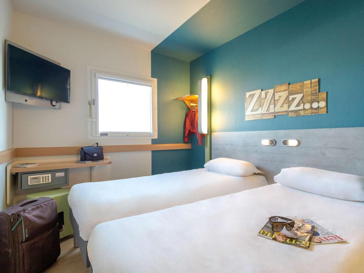 Ibis Budget Rueil Malmaison Exterior photo