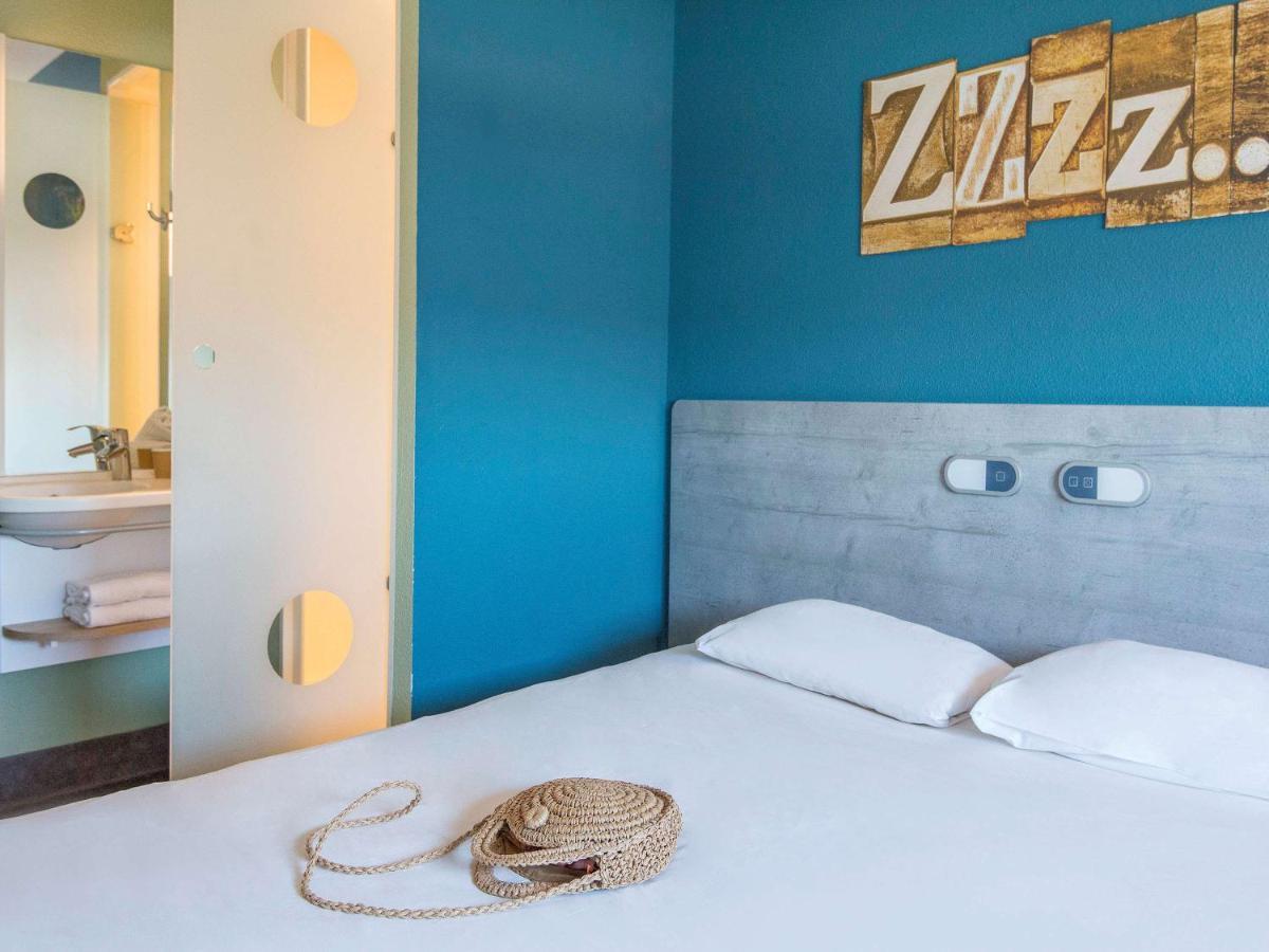 Ibis Budget Rueil Malmaison Exterior photo