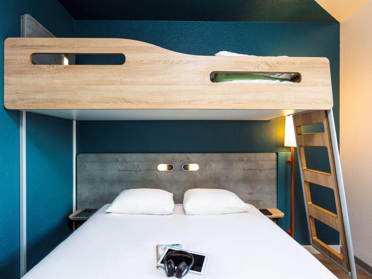 Ibis Budget Rueil Malmaison Exterior photo