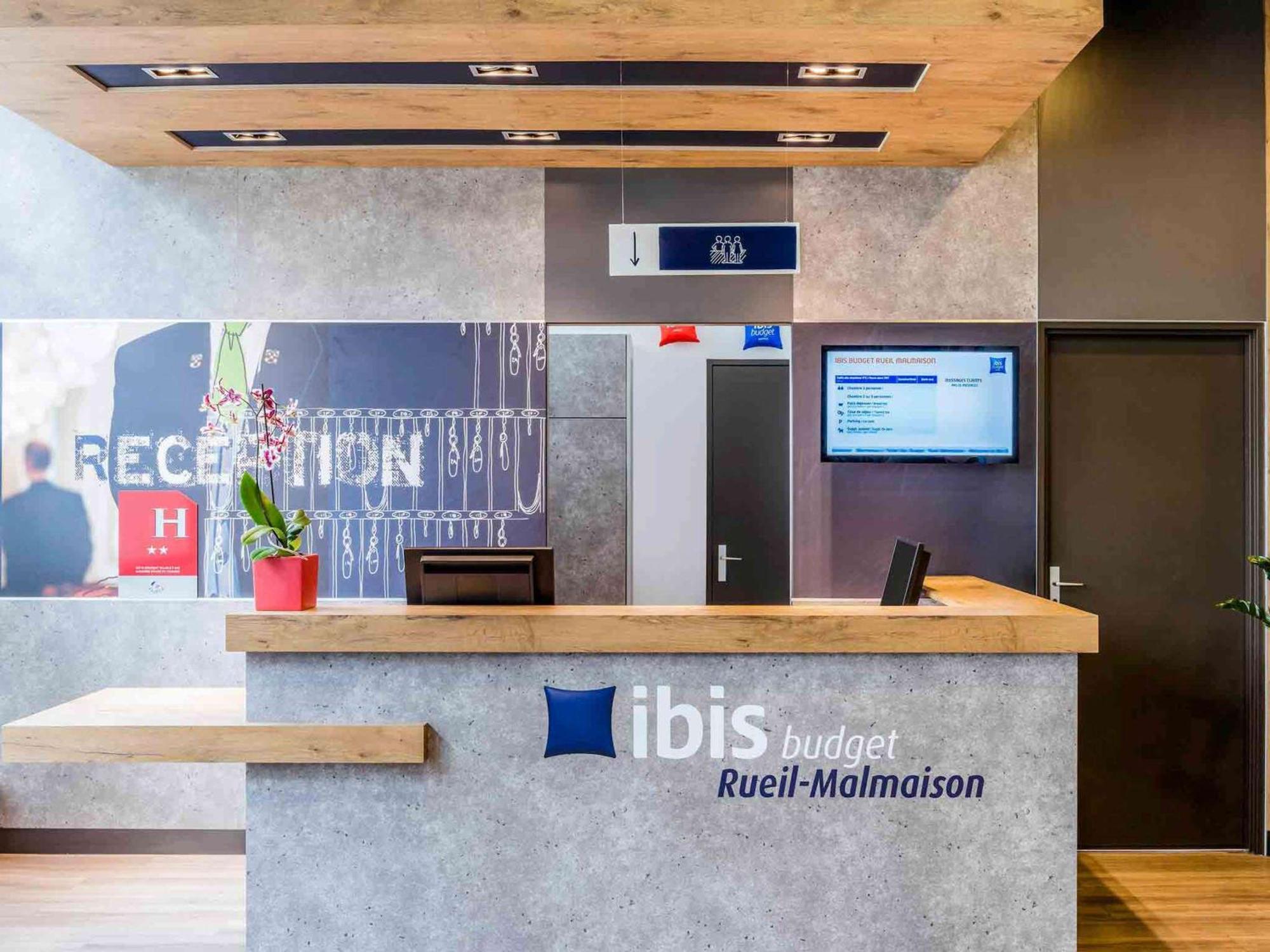 Ibis Budget Rueil Malmaison Exterior photo