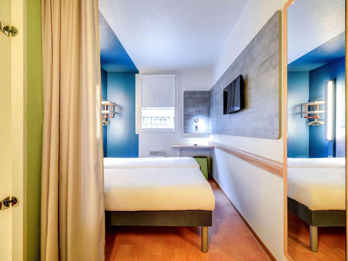 Ibis Budget Rueil Malmaison Exterior photo