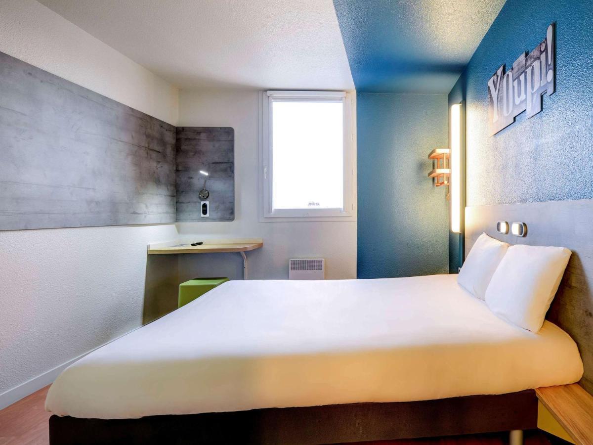Ibis Budget Rueil Malmaison Exterior photo